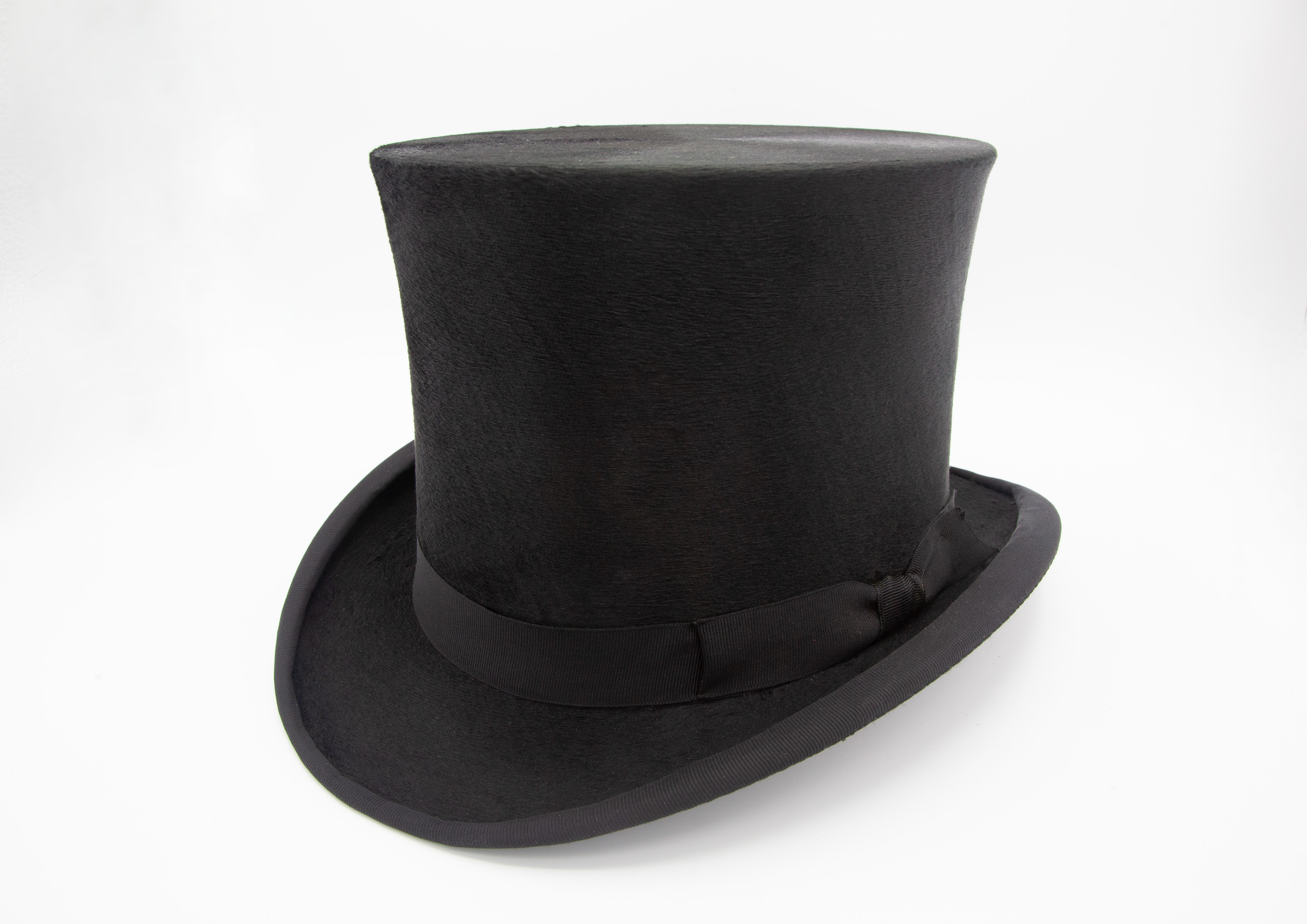 B. KRAAL Vintage black silk top hat 